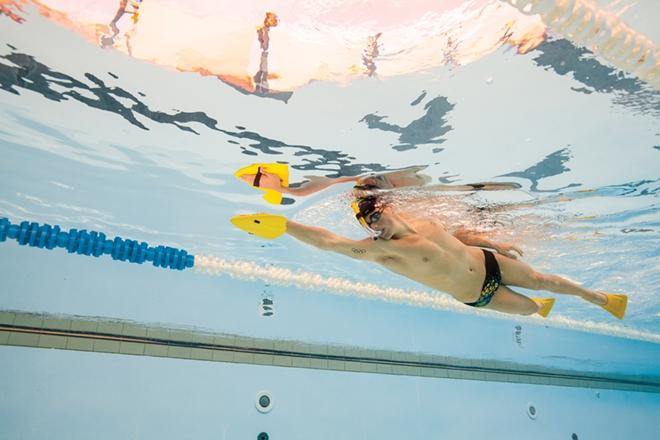  FINIS Alignment Kickboard